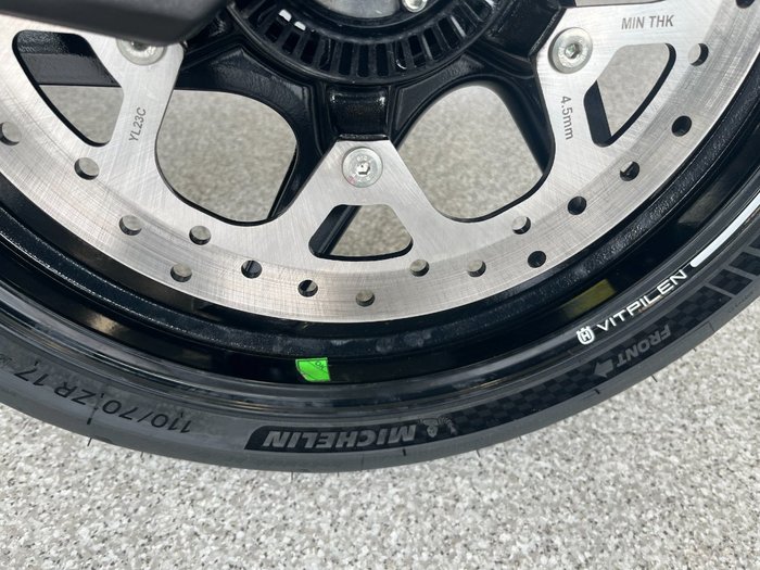 2024 HUSQVARNA VITPILEN 401 STARRY WHITE