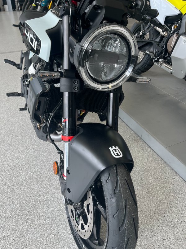 2024 HUSQVARNA VITPILEN 401 STARRY WHITE