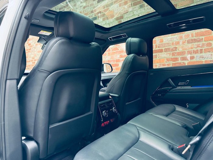 2023 Land Rover Range Rover Sport D350 Dynamic HSE L461 MY23 AWD Fuji White