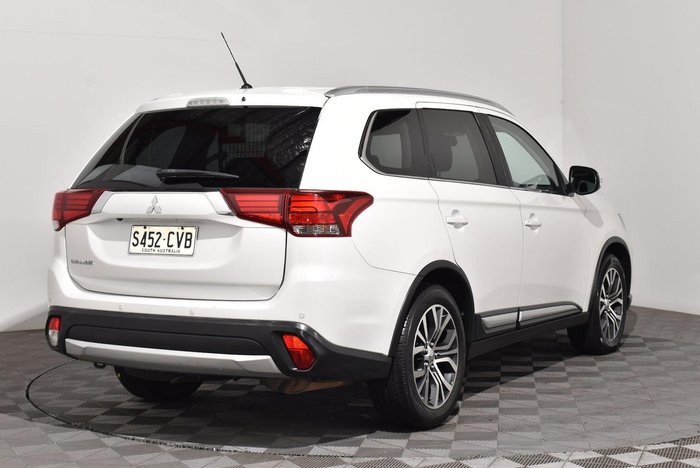 2016 Mitsubishi Outlander XLS