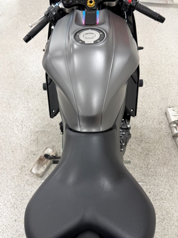 2024 YAMAHA YZF-R7LA grey