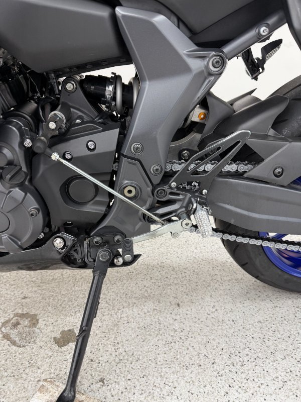 2024 YAMAHA YZF-R7LA grey