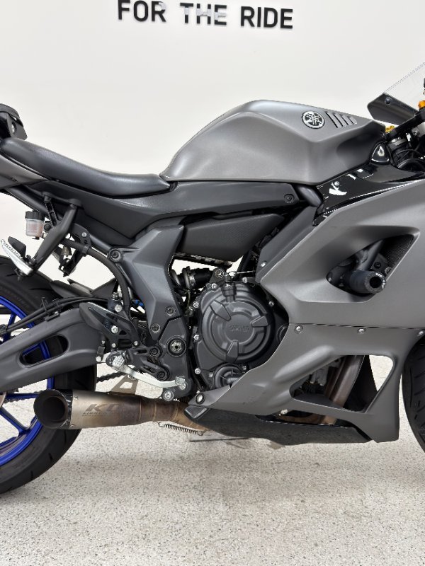 2024 YAMAHA YZF-R7LA grey