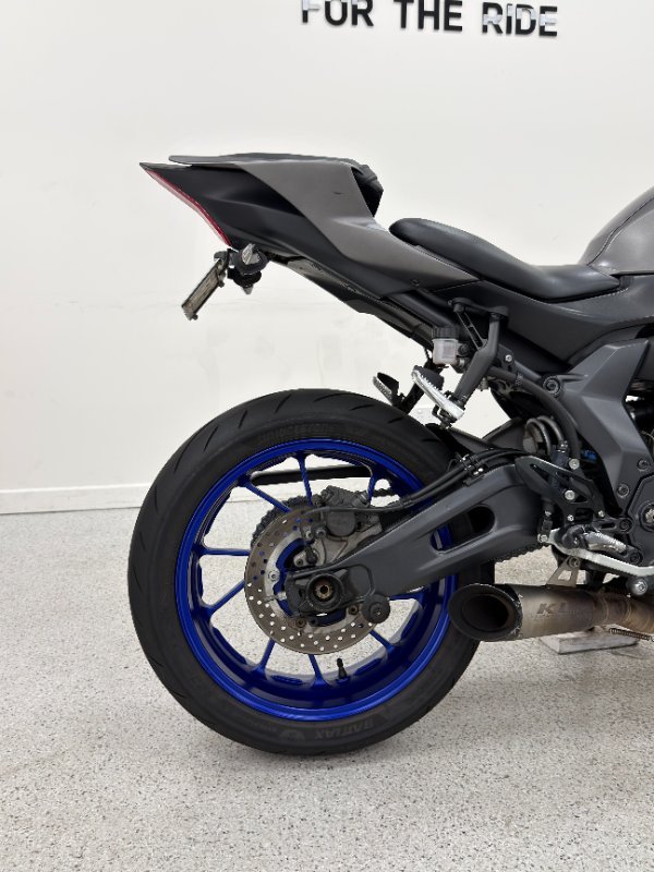 2024 YAMAHA YZF-R7LA grey