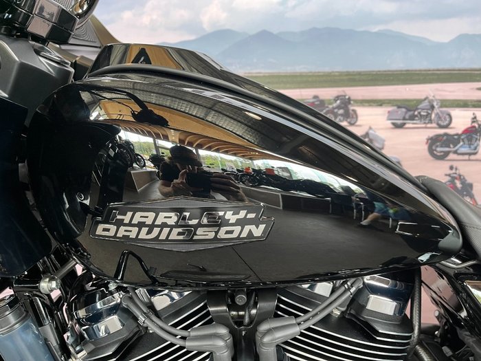 2024 Harley-davidson FLTRX ROAD GLIDE (117) Vivid Black