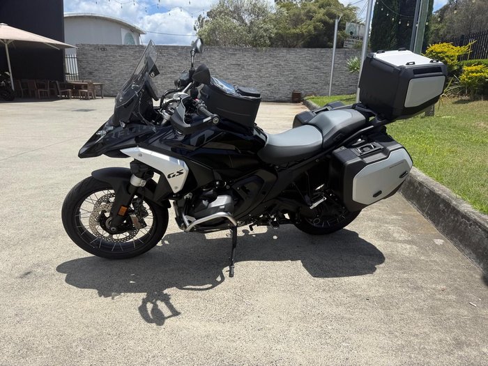 2025 BMW R 1300 GS Triple Black R 1300 Black