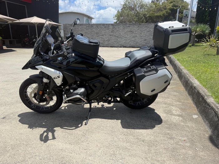 2025 BMW R 1300 GS Triple Black R 1300 Black