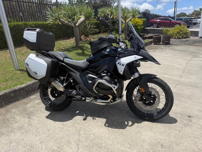 2025 BMW R 1300 GS Triple Black R 1300 Black