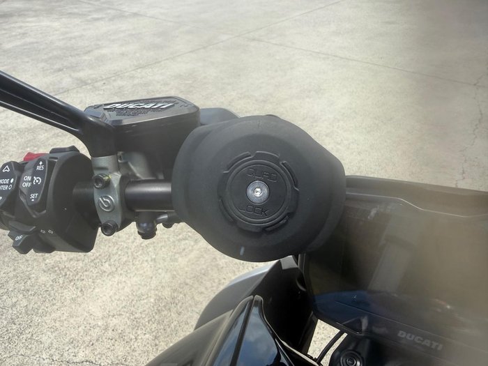 2024 Ducati Diavel V4 Diavel Black