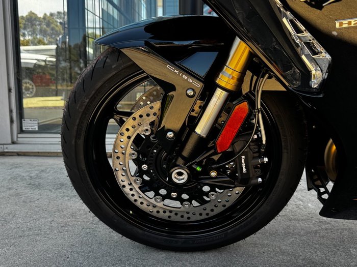 2025 Kawasaki NINJA H2 SX SE