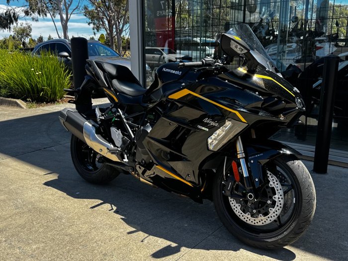 2025 Kawasaki NINJA H2 SX SE