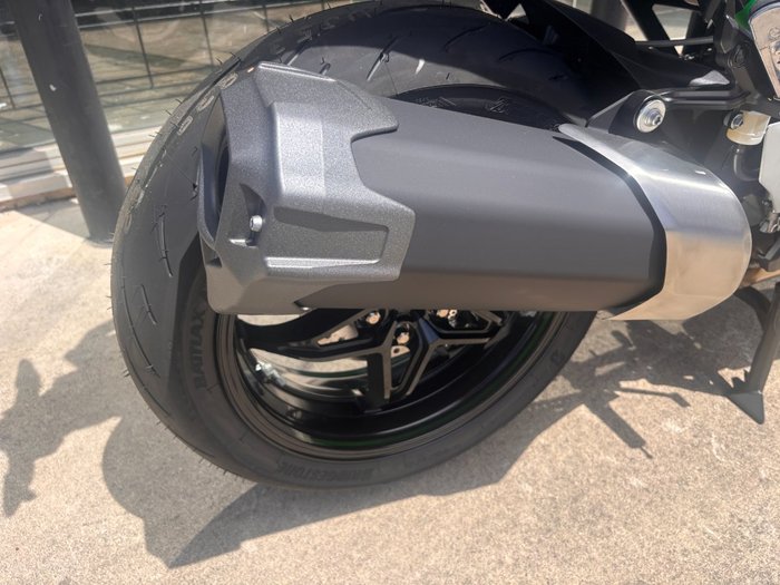 2025 Kawasaki 2025 Kawasaki 1000C ZX1000 ZX1002PSFNN BLACK