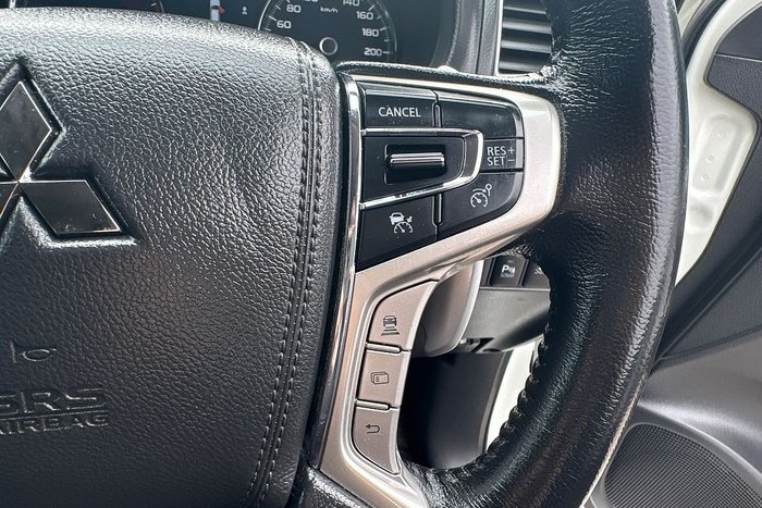 2021 Mitsubishi Pajero Sport GLS