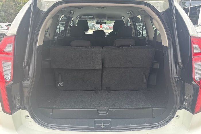 2021 Mitsubishi Pajero Sport GLS