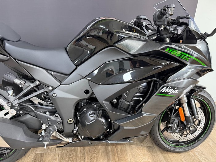 2025 Kawasaki 2025 Kawasaki 1100CC Ninja 1100sc Motorcycle Black