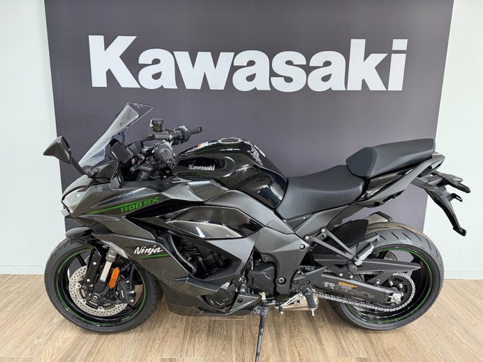 2025 Kawasaki 2025 Kawasaki 1100CC Ninja 1100sc Motorcycle Black