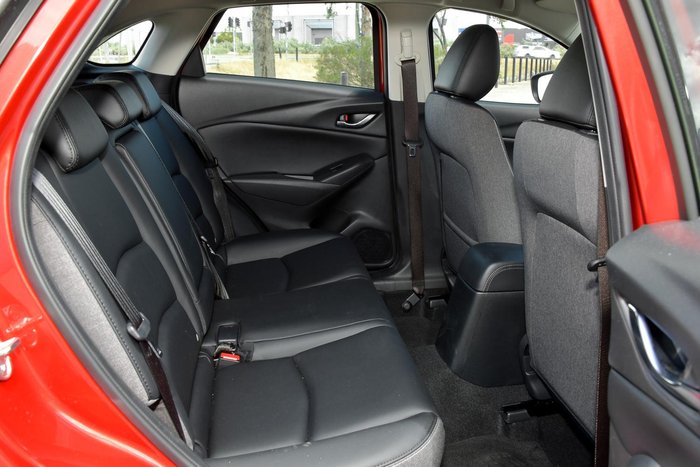 2025 Mazda CX-3 G20 Evolve