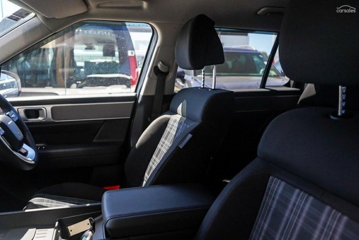 2025 Hyundai Santa Fe Hybrid