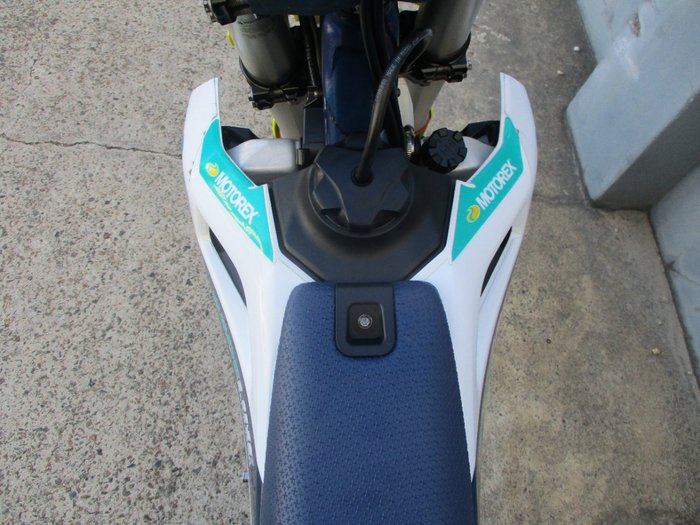 2025 HUSQVARNA FC250 WHITE