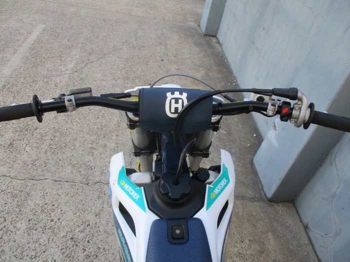 2025 HUSQVARNA FC250 WHITE