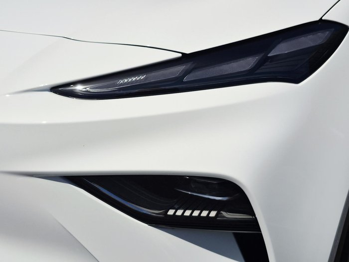 2025 MG MGS5 EV Essence 62