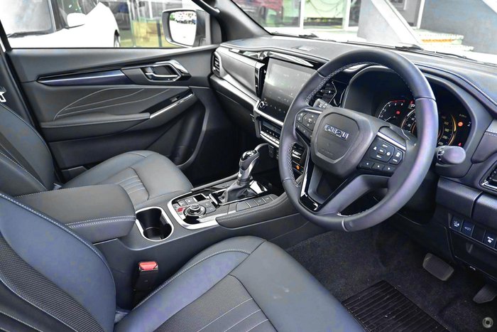 2025 Isuzu MU-X LS-T