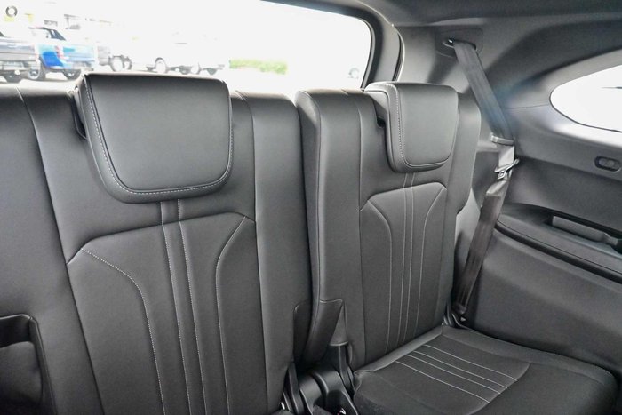 2025 Isuzu MU-X LS-T