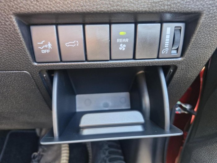 2025 Isuzu MU-X LS-U