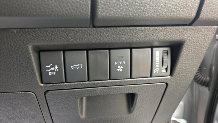 2025 Isuzu MU-X LS-U