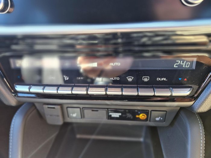 2025 Isuzu MU-X LS-T