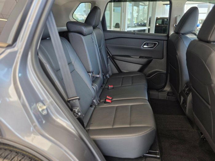 2025 Nissan X-TRAIL Ti