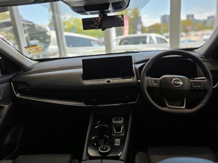 2025 Nissan X-TRAIL Ti