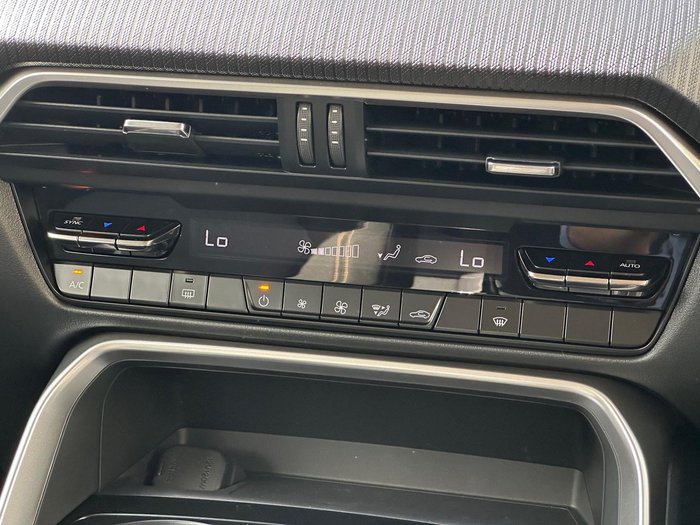 2025 Mazda CX-60 G40e Pure