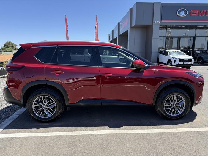 2023 Nissan X-TRAIL ST