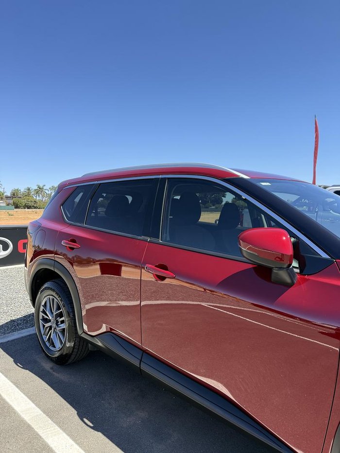 2023 Nissan X-TRAIL ST