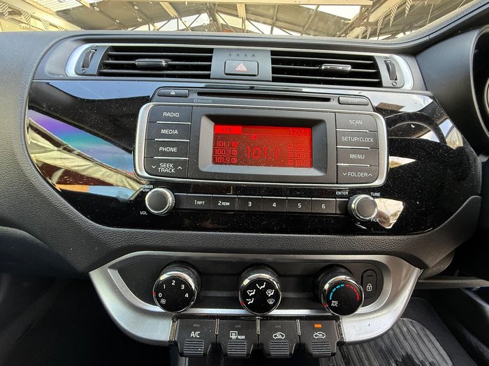 2015 Kia Rio S UB MY15 Clear White