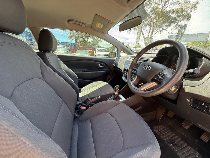 2015 Kia Rio S UB MY15 Clear White