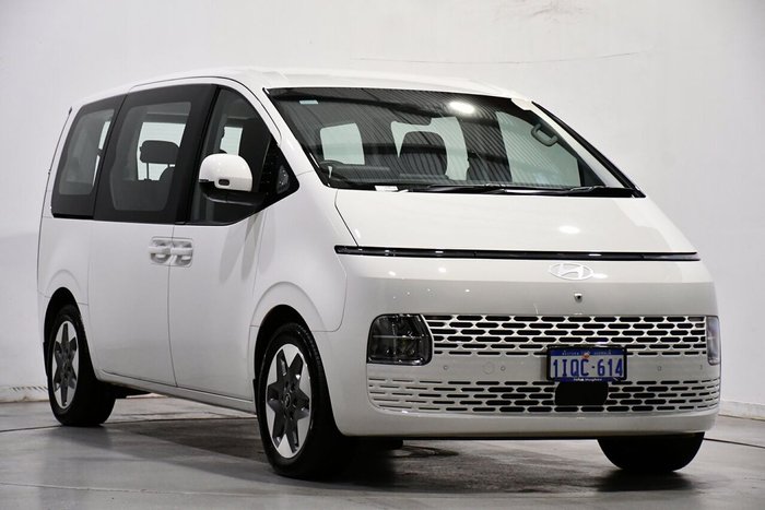 2025 Hyundai STARIA