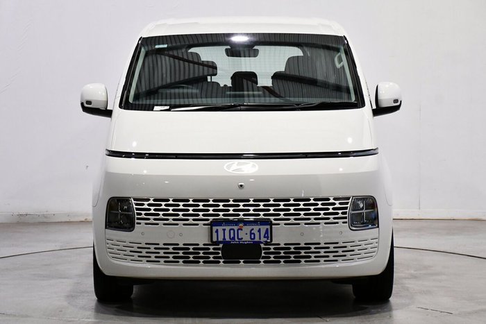 2025 Hyundai STARIA