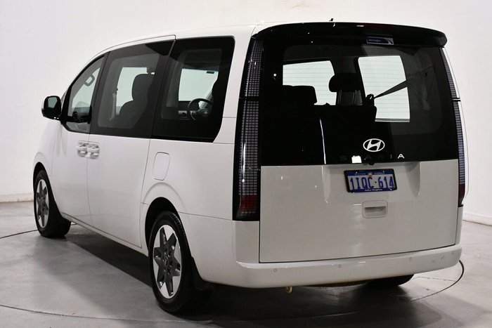 2025 Hyundai STARIA