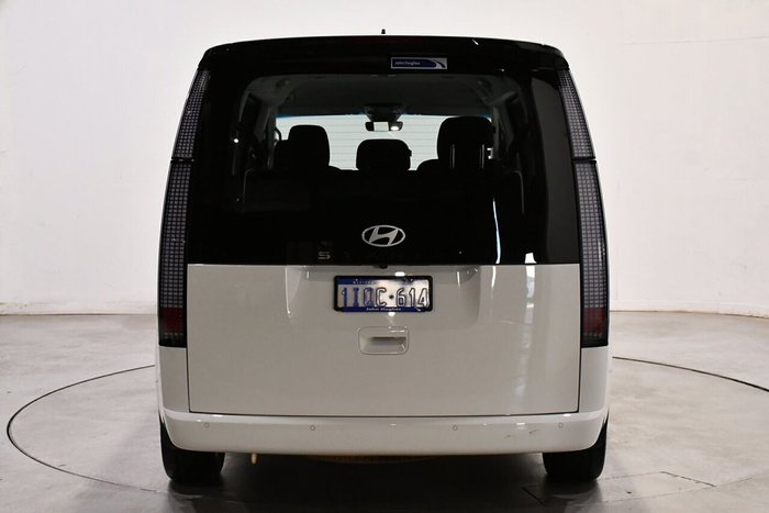 2025 Hyundai STARIA