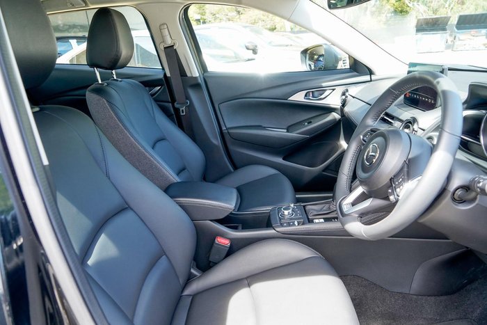 2025 Mazda CX-3 G20 Evolve