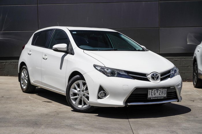 2015 Toyota Corolla Ascent Sport