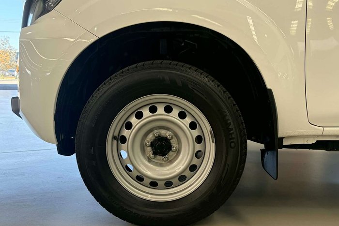 2022 Nissan Navara SL