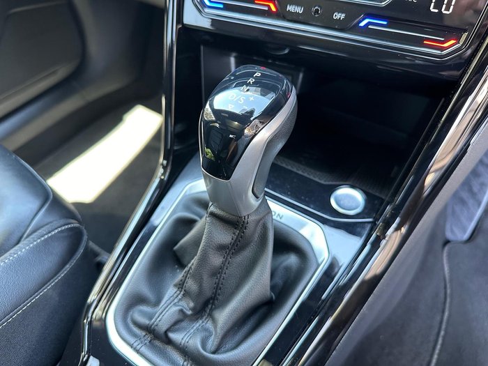 2023 Volkswagen T-Roc 140TSI R-Line