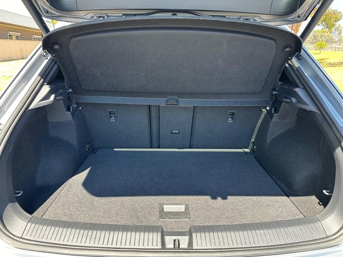 2023 Volkswagen T-Roc 140TSI R-Line