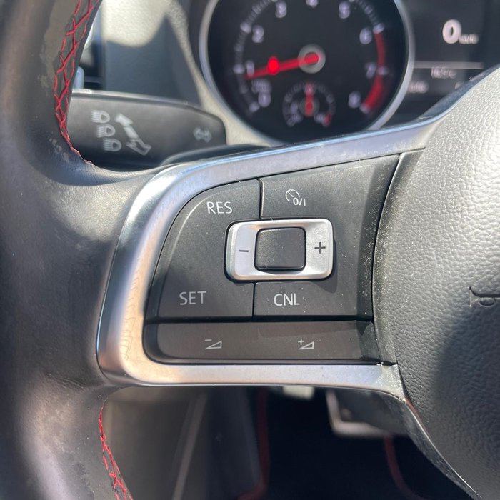 2016 Volkswagen Polo GTI