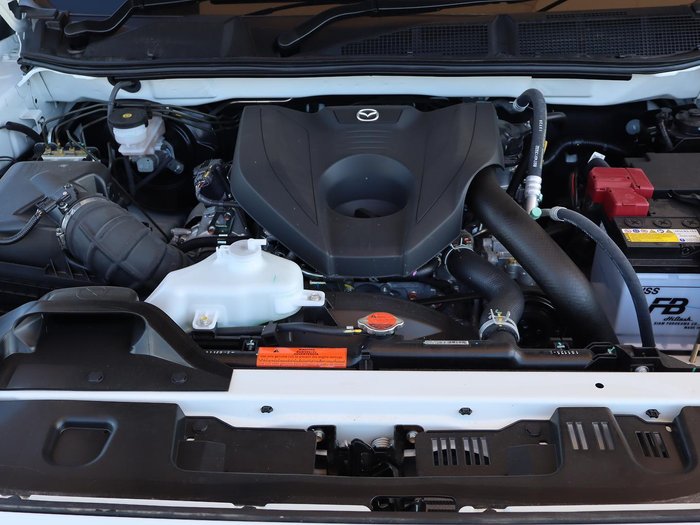 2025 Mazda BT-50 XT