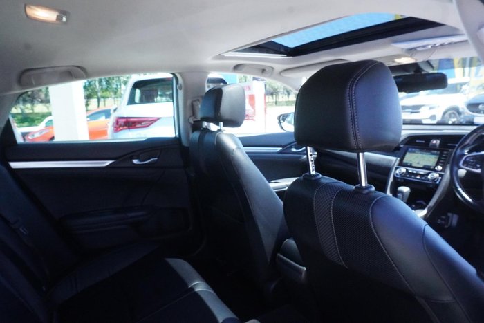 2019 Honda Civic VTi-LX