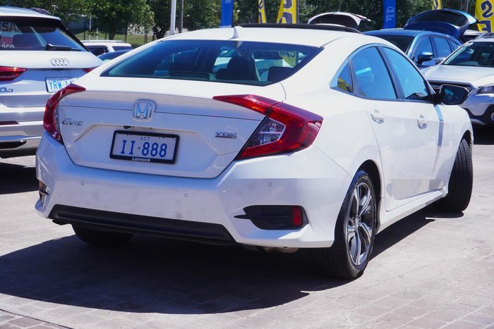 2019 Honda Civic VTi-LX